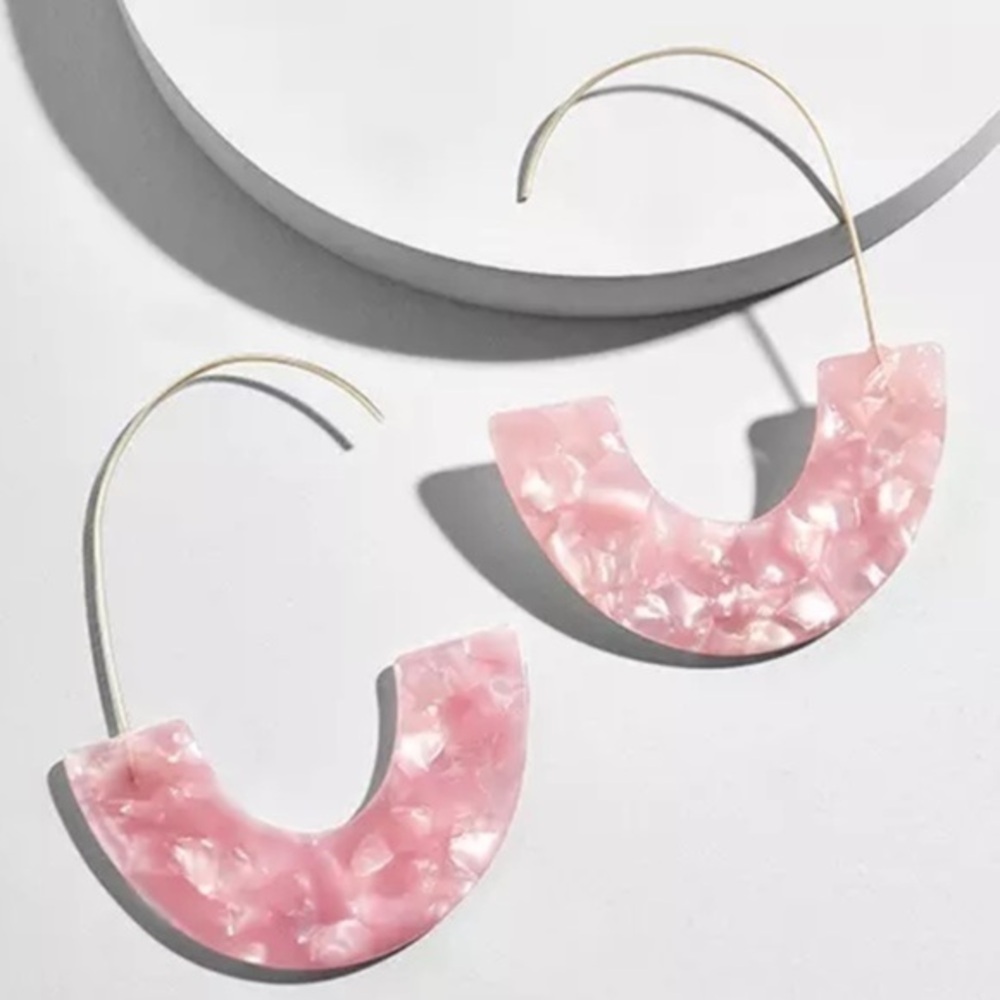 3/$30 💛 Boho Tortoiseshell Geometric Earrings